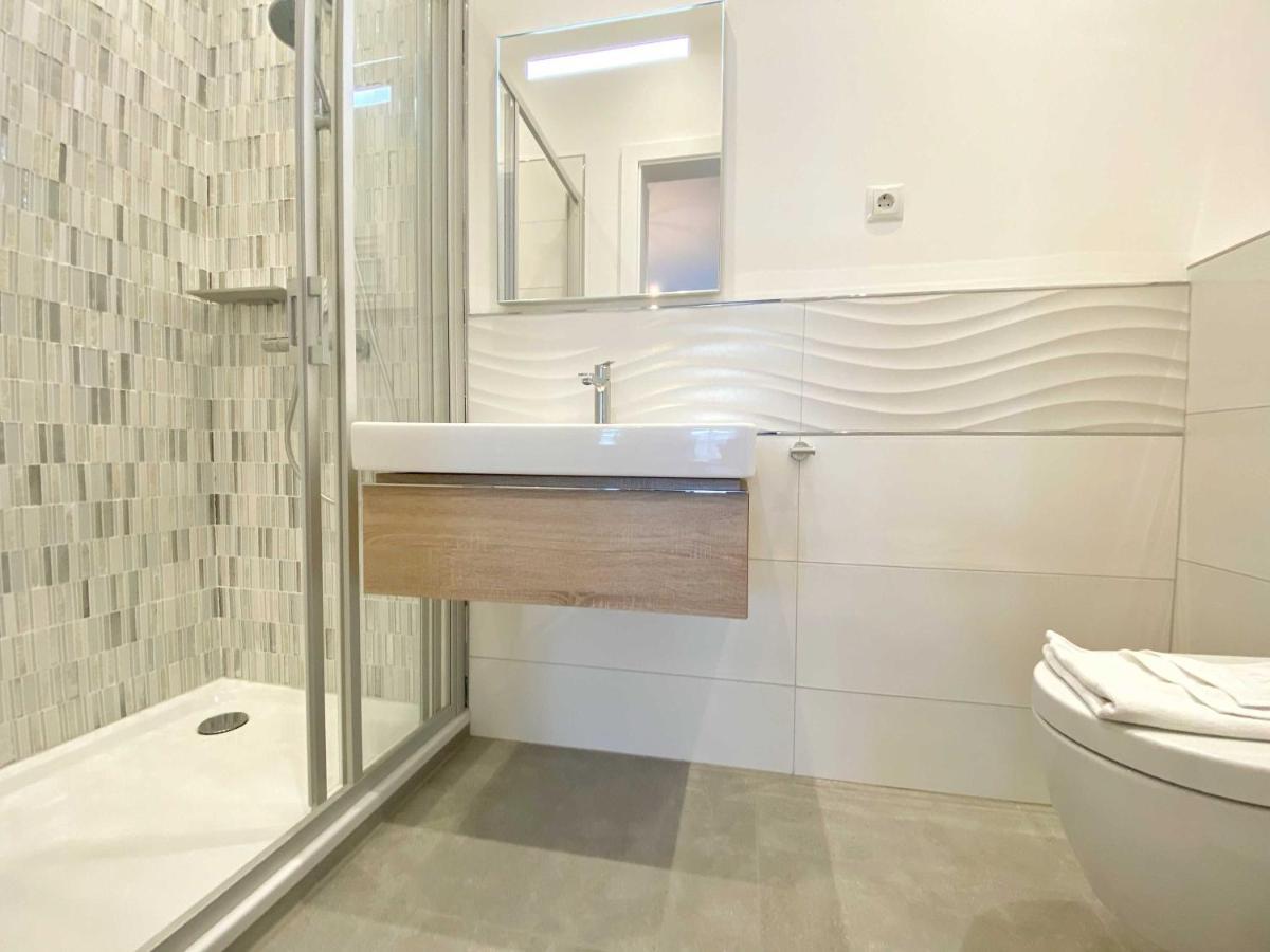 Villa Jenny - Ferienappartement 1 Mit Meerblick Sassnitz Ngoại thất bức ảnh